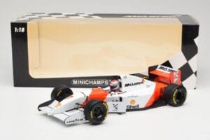 McLaren Ford MP4/8 #7 M. Andretti European GP 1993 Minichamps 1:18 530931827 Resin — photo 6 of 7