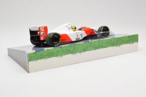 McLaren Ford MP4/8 #8 A. Senna Winner Australian GP 1993 Minichamps 1:18 543933838 Diecast — photo 3 of 7