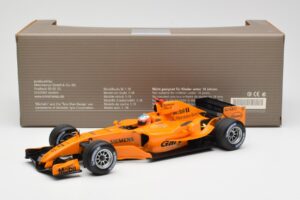 McLaren Mercedes MP4-20 G. Paffett F1 Test Car 2006 Minichamps 1:18 B66962342 Diecast — photo 6 of 6