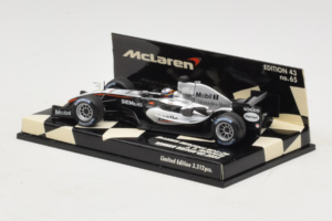 McLaren MP4-20 Mercedes #10 J.P. Montoya British GP Winner F1 2005 Minichamps 1:43 530054320 Diecast — photo 3 of 5