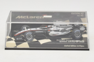 McLaren MP4-20 Mercedes #10 J.P. Montoya British GP Winner F1 2005 Minichamps 1:43 530054320 Diecast — photo 4 of 5