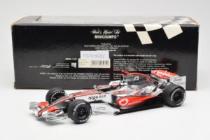 McLaren MP4-21 Mercedes #4 J-P. Montoya Showcar 2006 Minichamps 1:18 MONTOYA002 Diecast — photo 6 of 6