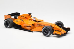 McLaren MP4-21 Mercedes #3 K. Raikkonen Interim Livery 2006 Minichamps 1:18 530061873 Diecast — photo 4 of 6