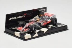 McLaren Mercedes MP4-22 #2 L. Hamilton Race Car 2007 Minichamps 1:43 530074302 Diecast — photo 2 of 5