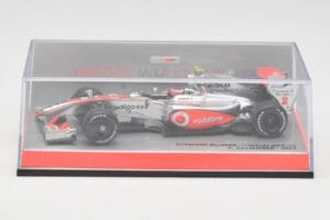 McLaren Mercedes MP4-24 #2 H. Kovalainen Race Car 2009 Minichamps 1:43 503094302 Diecast — photo 5 of 5