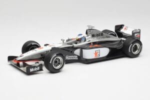 McLaren MP4/13 #8 M. Hakkinen F1 World Champion 1998 Minichamps 1:18 18690008 Diecast