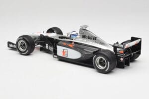 McLaren MP4/13 #8 M. Hakkinen F1 World Champion 1998 Minichamps 1:18 18690008 Diecast — photo 5 of 7