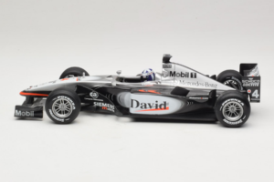 McLaren MP4-16 Mercedes #3 D. Coulthard F1 2001 Hot Wheels 1:18 50199 Diecast — photo 3 of 6