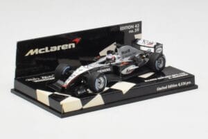 McLaren MP4-19B #6 K. Raikkonen F1 2004 Minichamps 1:43 530044316 Diecast — photo 3 of 5