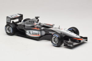 McLaren MP4-20 #9 K. Raikkonen F1 2005 Hot Wheels 1:18 H2286 Diecast — photo 4 of 6
