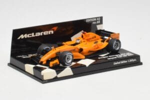 McLaren MP4/20 P. de la Rosa 2006 Minichamps 1:43 530064394 Diecast — photo 2 of 5