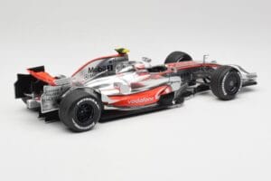 McLaren MP4-22 #2 L. Hamilton Canadian GP Winner 2007 Minichamps 1:18 530071822 Diecast — photo 2 of 6