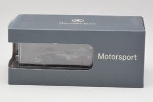 McLaren MP4-23 #23 H. Kovalainen F1 2008 Minichamps 1:43 B66962423 Diecast — photo 4 of 4