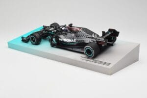 Mercedes AMG Petronas W11 #44 L. Hamilton Winner British GP 2020 Minichamps 1:18 113200444 Diecast — photo 5 of 7