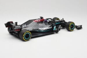 Mercedes AMG W11 Petronas #44 L. Hamilton Styrian GP Winner 2020 Minichamps 1:18 110200244 Resin — photo 2 of 7