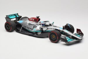 Mercedes AMG W13 E Performance Petronas #63 G. Russell Brazilian GP 1st Win 2022 Minichamps 1:18 110222163 Resin — photo 4 of 7
