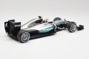 Mercedes AMG W07 #6 N. Rosberg Australia GP Winner 2016 Minichamps 1:18 110160006 Diecast — photo 2 of 7