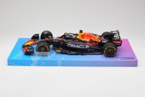 Red Bull Racing RB18 #1 M. Verstappen Winner Miami GP 2022 Minichamps 1:18 113220501 Diecast