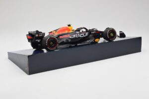 Red Bull Racing RB19 #11 S. Perez Winner Saudi Arabian GP 2023 Minichamps 1:18 113230111 Diecast — photo 3 of 6