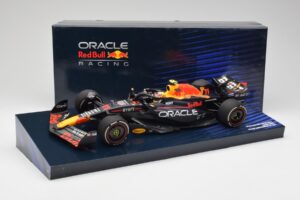 Red Bull Racing RB19 #11 S. Perez Winner Saudi Arabian GP 2023 Minichamps 1:18 113230111 Diecast — photo 6 of 6
