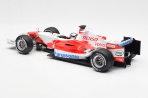 Toyota TF106 Panasonic Toyota Racing J. Trulli F1 Presentation 2006 Minichamps 1:18 AM59554H Diecast — photo 5 of 6