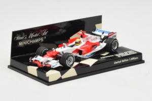 Toyota TF107 Panasonic #11 R. Schumacher Panasonic Toyota Racing Showcar 2007 Minichamps 1:43 400070081 Diecast — photo 2 of 5