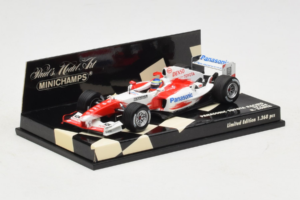 Toyota TF104 Panasonic #16 R. Zonta Panasonic Toyota Racing 2004 Minichamps 1:43 400040116 Diecast — photo 2 of 5