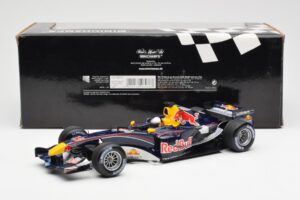Red Bull Racing Cosworth RB1 #15 C. Klien F1 2005 Minichamps 1:18 100050015 Diecast — photo 6 of 6
