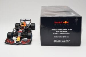 Red Bull Racing Honda RB16B #33 M. Verstappen Turkish GP 2nd Place 2021 Minichamps 1:18 110211633 Diecast — photo 6 of 7
