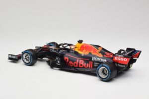 Red Bull Racing Honda RB16B #33 M. Verstappen Belgian GP Winner 2021 Minichamps 1:18 110211333 Resin — photo 5 of 7