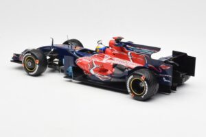 Red Bull Racing RB6 #6 M. Webber F1 Showcar 2010 Minichamps 1:18 150100076 Diecast — photo 5 of 6