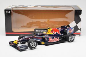 Red Bull RB6 #7 M. Webber Red Bull Racing Showcar 2010 Minichamps 1:18 150100076-R1 Diecast — photo 6 of 6