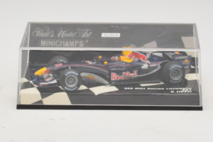 Red Bull Racing RB1 V. Liuzzi Test Driver F1 2005 Minichamps 1:43 400050115 Diecast — photo 5 of 5