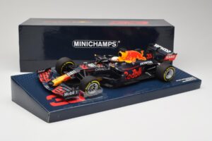 Red Bull Racing Honda RB16B #33 M. Verstappen Emilia Romagna GP 2021 Case Edition Minichamps 1:18 113210133 Resin — photo 7 of 7