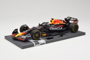Oracle Red Bull Racing RB18 #33 M. Verstappen Belgian GP 2022 Minichamps 1:18 113221401 Resin — photo 2 of 7