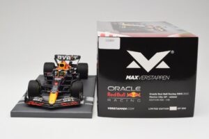 Oracle Red Bull Racing RB18 #33 M. Verstappen Mexican GP 2022 Minichamps 1:18 113222001 Resin — photo 6 of 7