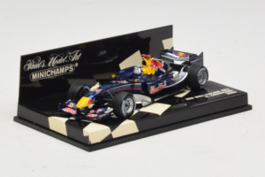 Red Bull Racing RB2 #14 D. Coulthard F1 2006 Minichamps 1:43 400060014 Diecast — photo 2 of 5
