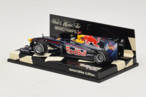 Red Bull Racing RB6 S. Vettel F1 Showcar 2010 Minichamps 1:43 400100075 Diecast — photo 3 of 5