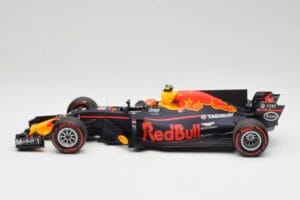 Red Bull Racing RB13 Tag Heuer #33 M. Verstappen Australian GP 2017 Minichamps 1:18 110170033 Resin — photo 3 of 7