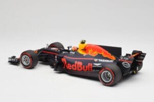 Red Bull Racing RB13 Tag Heuer #33 M. Verstappen Australian GP 2017 Minichamps 1:18 110170033 Resin — photo 5 of 7