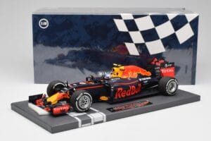 Red Bull RB12 #33 M. Verstappen Spain GP Winner 2016 Minichamps 1:18 117160333 Diecast — photo 6 of 7