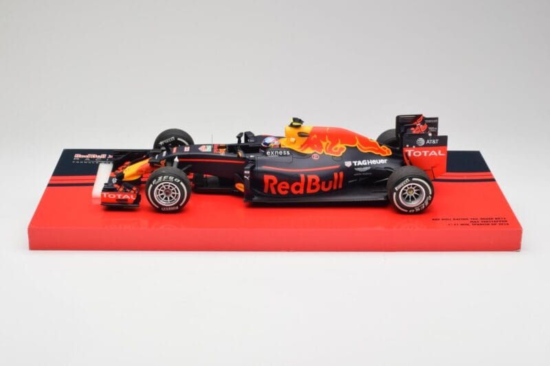 Red Bull RB12 #33 M. Verstappen Spain GP Winner 2016 Minichamps 1:18 147160533 Diecast