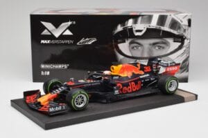 Red Bull RB15 #33 M. Verstappen German GP Winner Wet 2019 Minichamps 1:18 113191133 Diecast — photo 6 of 7