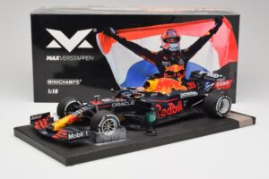 Red Bull RB16B #33 M. Verstappen Dutch GP Winner 2021 Minichamps 1:18 113212533 Diecast — photo 6 of 7