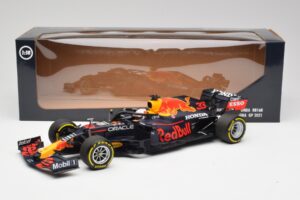 Red Bull RB16B #33 M. Verstappen Emilia Romagna GP Winner Mid Race Tyres 2021 Minichamps 1:18 110210133 Diecast — photo 6 of 7