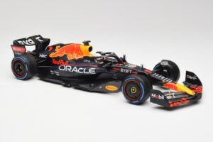 Red Bull RB18 #1 M. Verstappen Monaco GP 3rd Wet 2022 Minichamps 1:18 110220701 Diecast — photo 4 of 7