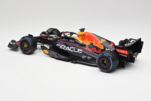 Red Bull RB18 #1 M. Verstappen Monaco GP 3rd Wet 2022 Minichamps 1:18 110220701 Diecast — photo 5 of 7