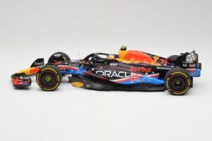 Red Bull RB19 #1 M. Verstappen Austin GP Winner 2023 Minichamps 1:18 110231901 Diecast — photo 3 of 6