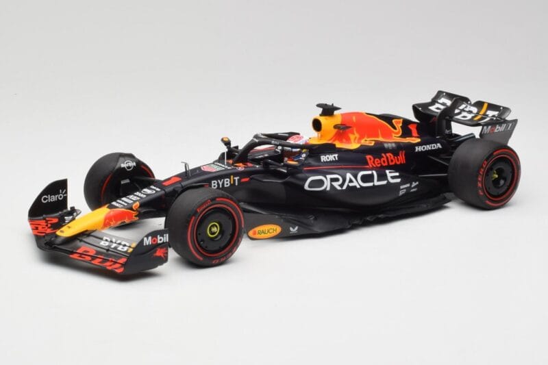 Red Bull RB19 #1 M. Verstappen Qatar Sprint Race 2nd WC 2023 Minichamps 1:18 110231801 Diecast