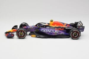 Red Bull RB19 #11 S. Perez Las Vegas GP 3rd 2023 Minichamps 1:18 110232211 Diecast — photo 3 of 6